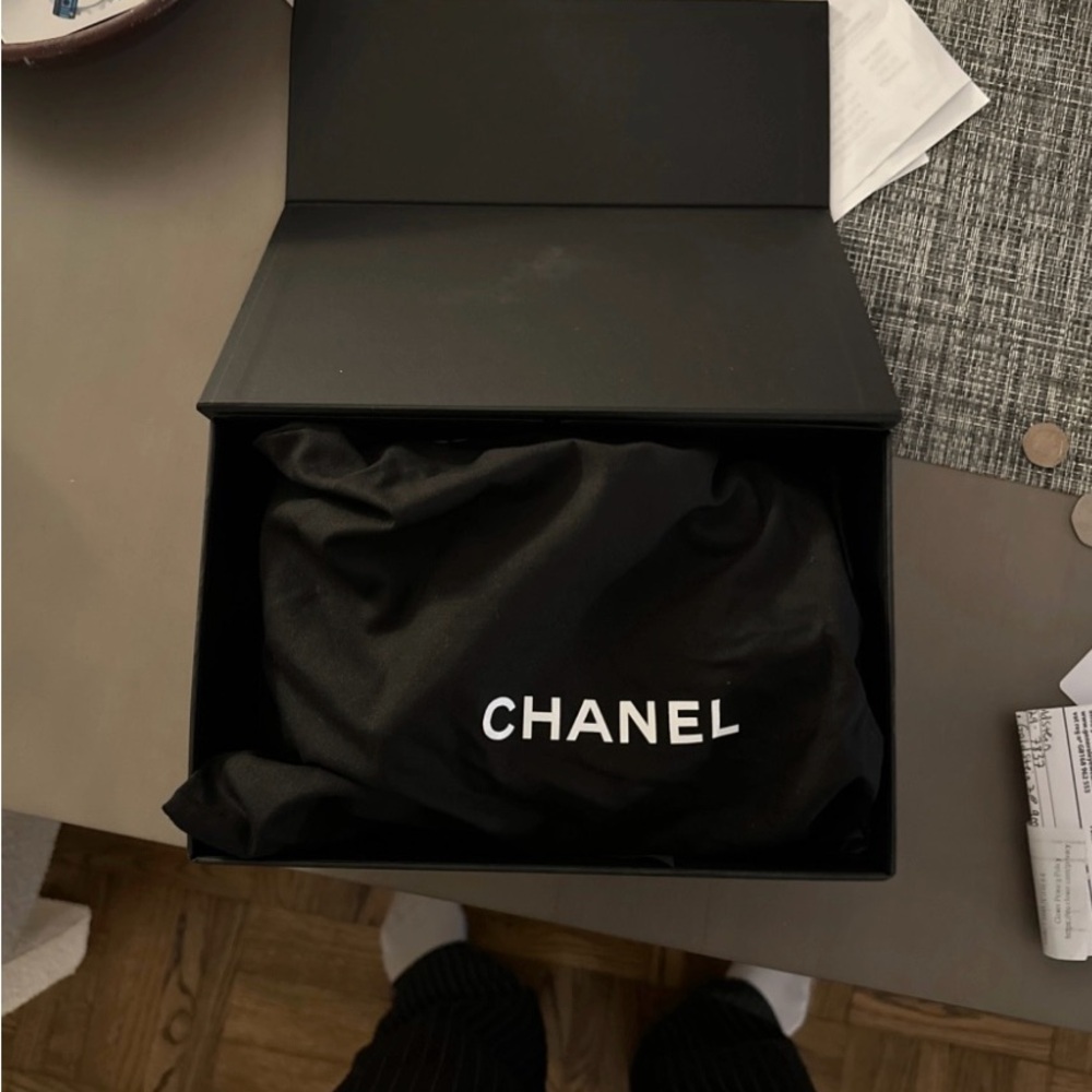 Chanel mini classic flap. Worn once. - Picture 8 of 8